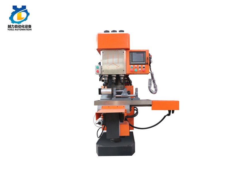 Pagsusuri ng multi-axis drilling at tapping machine